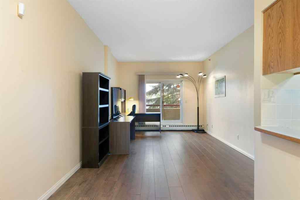 MLS® A2242600 - Unit #103 2011 University Drive NW in University Heights Calgary, Residential