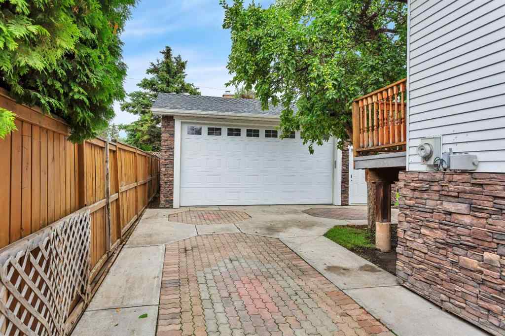MLS® A2242602 - 38 Wiltshire Boulevard  in West Park Red Deer, Residential