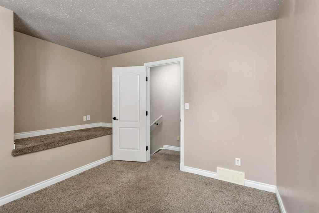 MLS® A2242602 - 38 Wiltshire Boulevard  in West Park Red Deer, Residential