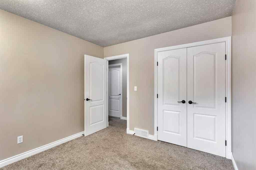 MLS® A2242602 - 38 Wiltshire Boulevard  in West Park Red Deer, Residential