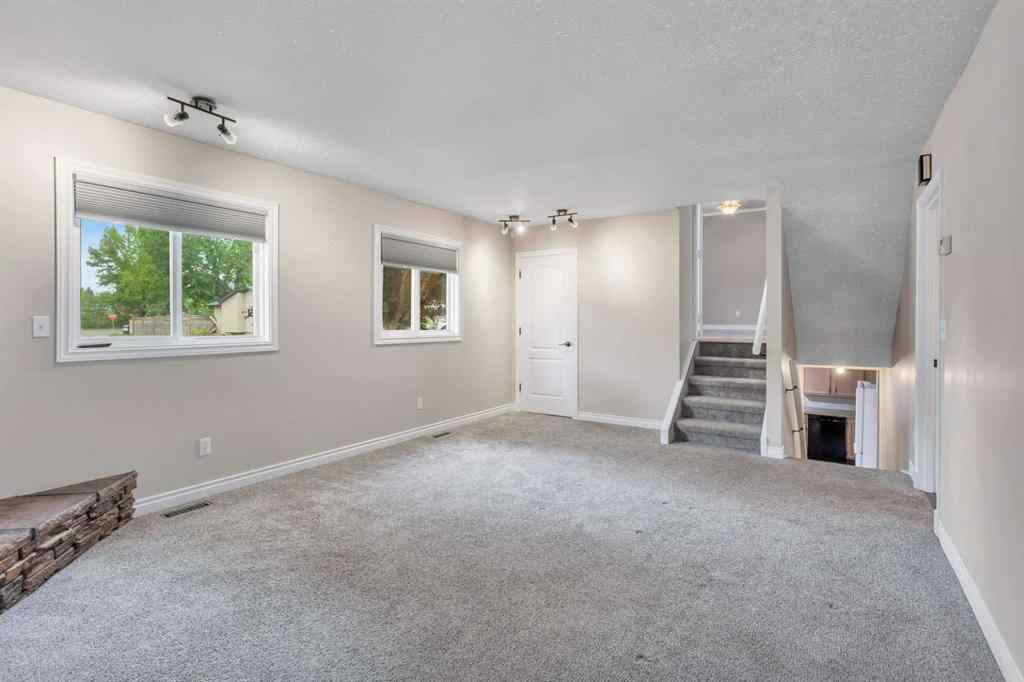 MLS® A2242602 - 38 Wiltshire Boulevard  in West Park Red Deer, Residential