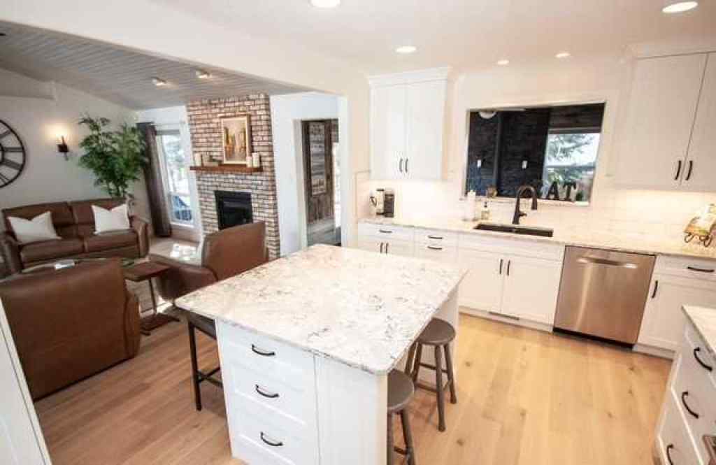 MLS® A2242609 - 9655 Wedgewood Drive South   in Wedgewood Wedgewood, Residential