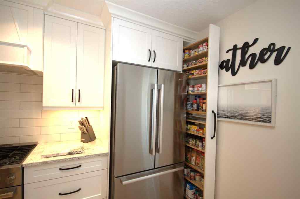 MLS® A2242609 - 9655 Wedgewood Drive South   in Wedgewood Wedgewood, Residential