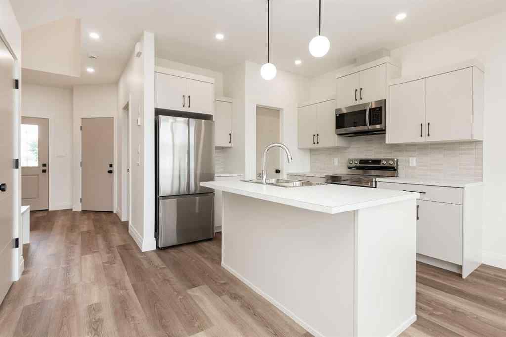 MLS® A2242611 - 308 S 50 W   in NONE Raymond, Residential