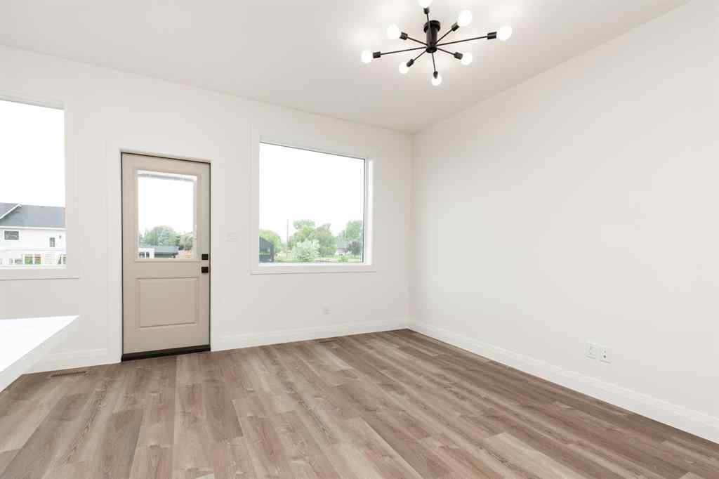 MLS® A2242611 - 308 S 50 W   in NONE Raymond, Residential