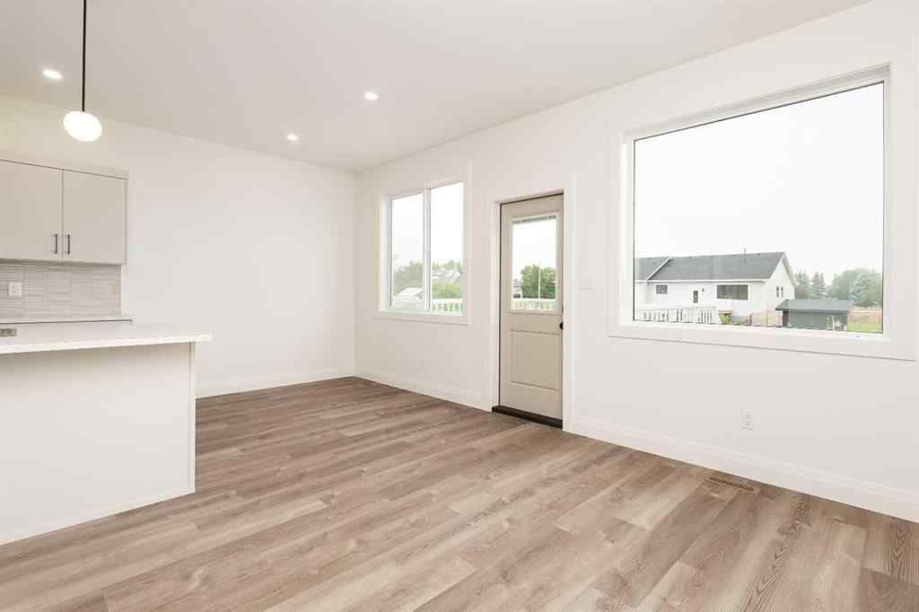 MLS® A2242611 - 308 S 50 W   in NONE Raymond, Residential