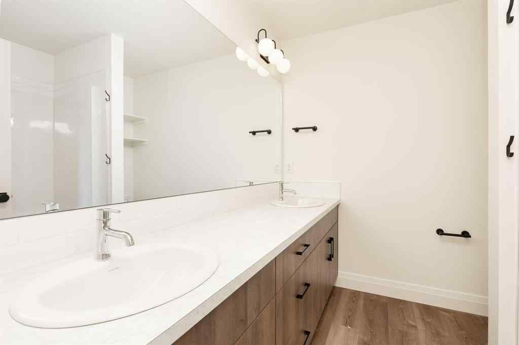 MLS® A2242611 - 308 S 50 W   in NONE Raymond, Residential