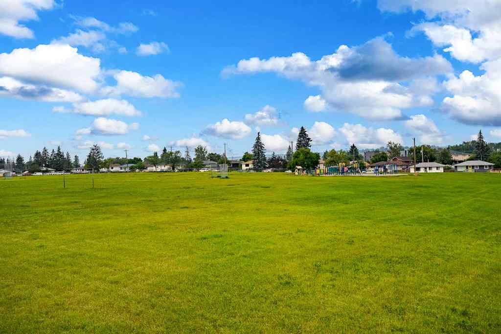 MLS® A2242624 - Unit #3 6222 31 Avenue NW in Bowness Calgary, Residential