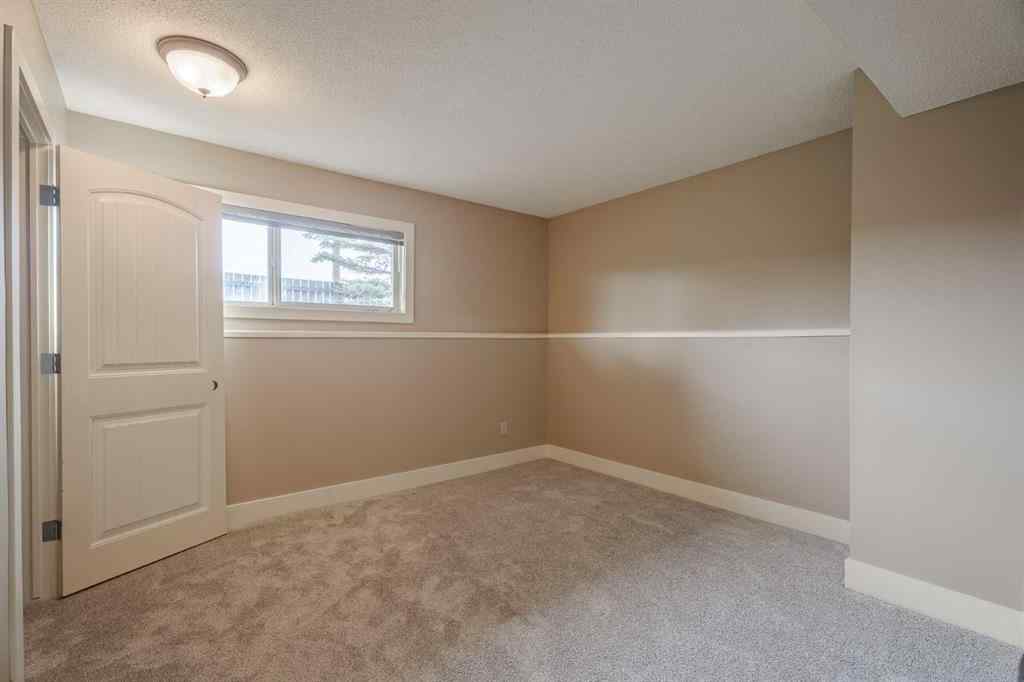 MLS® A2242624 - Unit #3 6222 31 Avenue NW in Bowness Calgary, Residential
