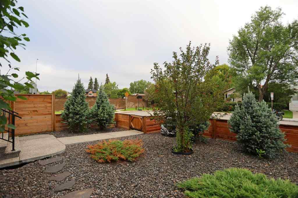 MLS® A2242628 - 1433 18 Avenue NW in Capitol Hill Calgary, Residential