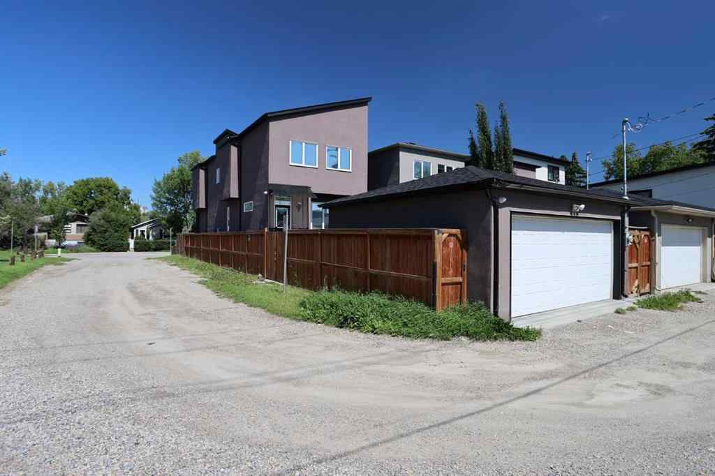 MLS® A2242628 - 1433 18 Avenue NW in Capitol Hill Calgary, Residential