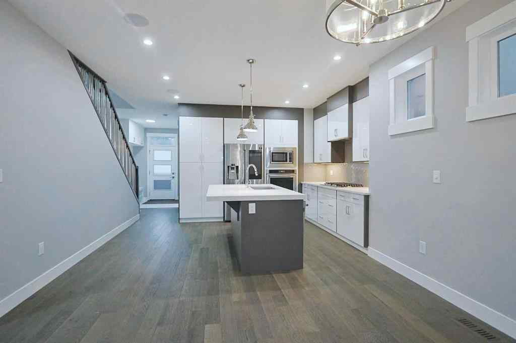 MLS® A2242628 - 1433 18 Avenue NW in Capitol Hill Calgary, Residential