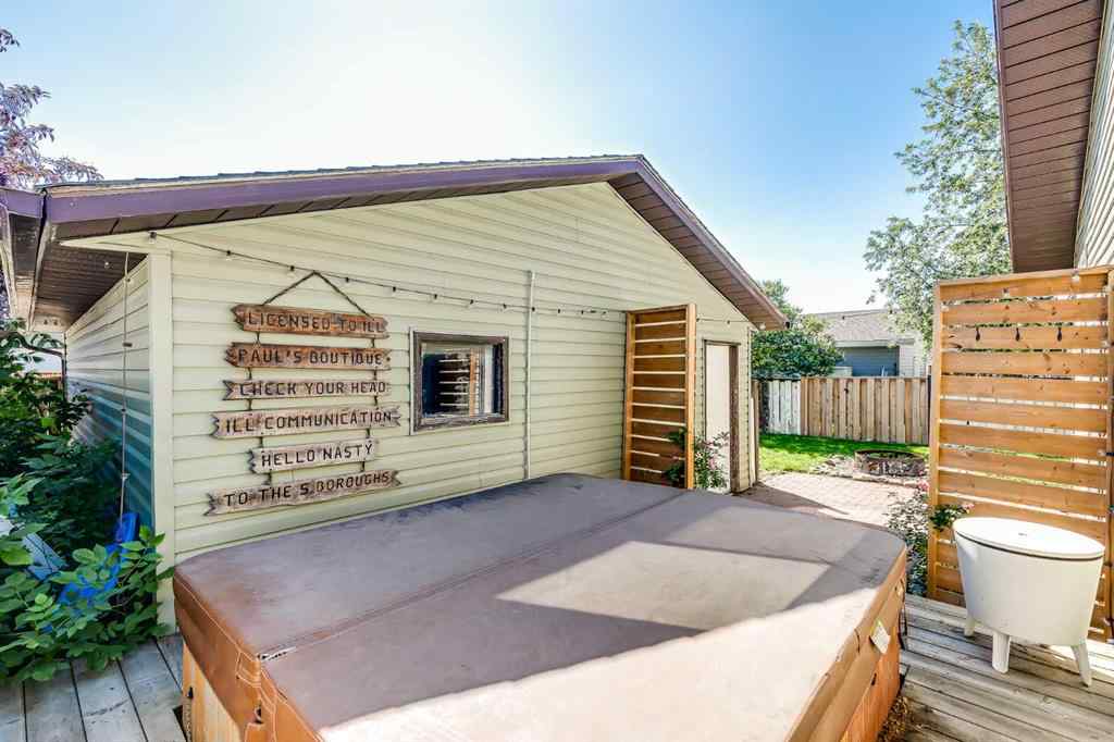 MLS® A2242631 - 1822 Summerfield Boulevard SE in Summerhill Airdrie, Residential