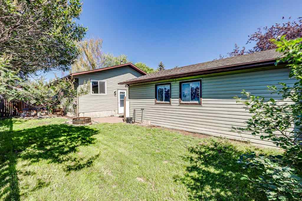 MLS® A2242631 - 1822 Summerfield Boulevard SE in Summerhill Airdrie, Residential
