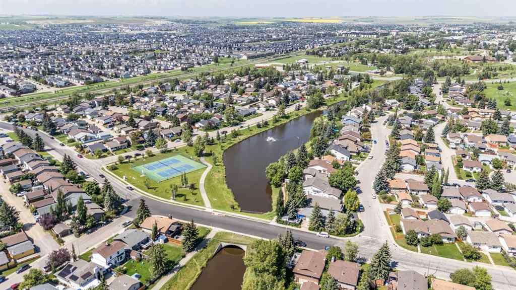 MLS® A2242631 - 1822 Summerfield Boulevard SE in Summerhill Airdrie, Residential