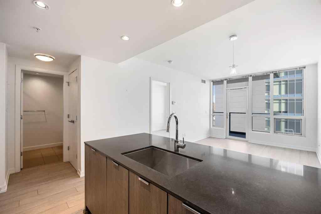 MLS® A2242635 - Unit #503 128 2 Street SW in Chinatown Calgary, Residential