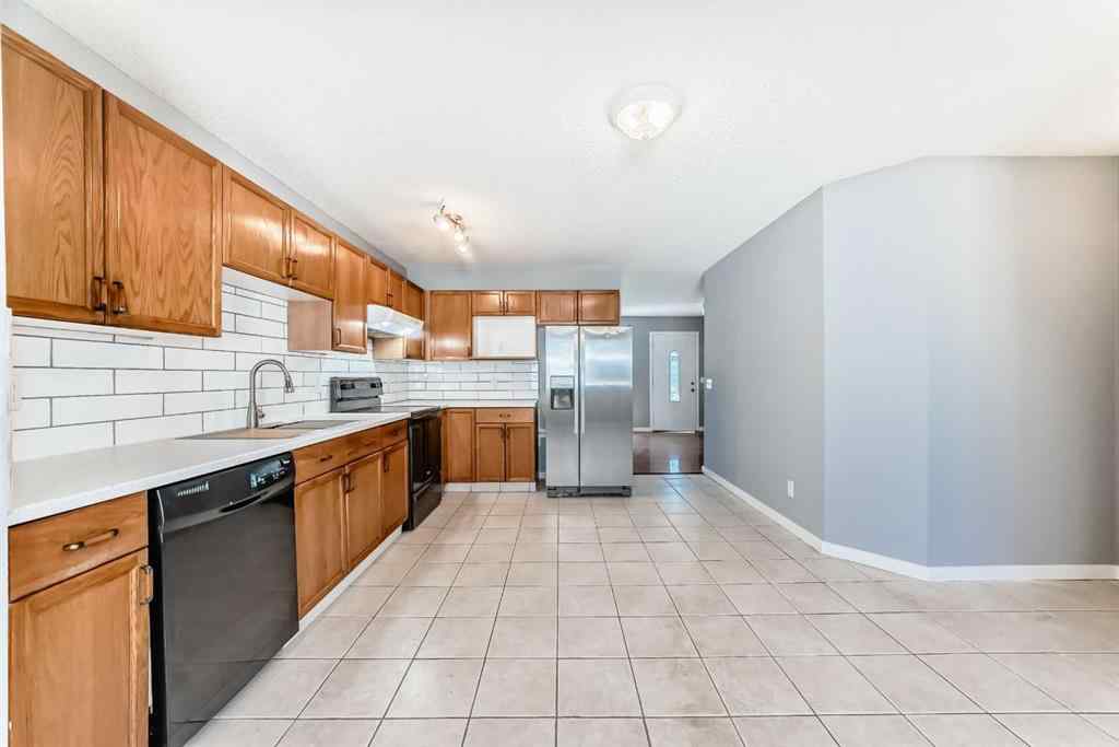 MLS® A2242639 - 68 Applebrook Circle SE in Applewood Park Calgary, Residential