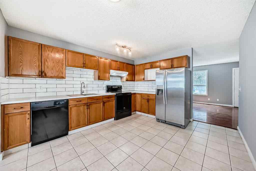 MLS® A2242639 - 68 Applebrook Circle SE in Applewood Park Calgary, Residential