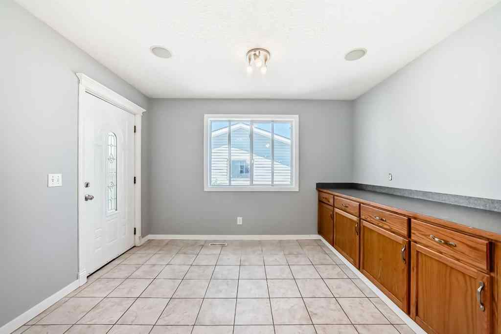 MLS® A2242639 - 68 Applebrook Circle SE in Applewood Park Calgary, Residential