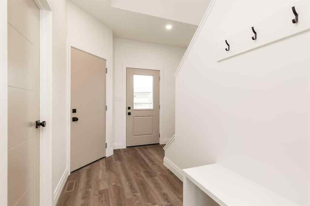 MLS® A2242644 - 310 S 50 W   in NONE Raymond, Residential