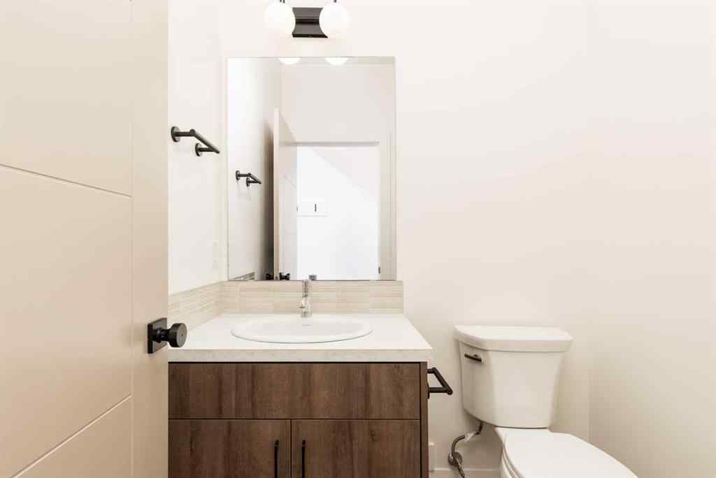 MLS® A2242644 - 310 S 50 W   in NONE Raymond, Residential