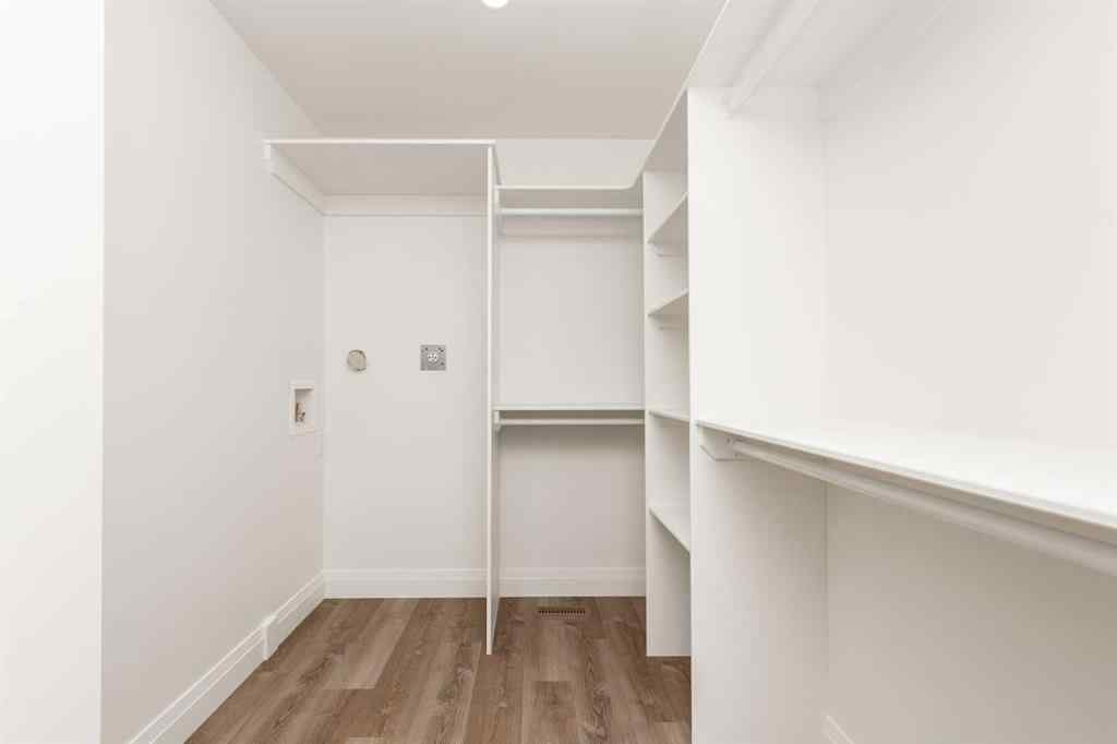 MLS® A2242644 - 310 S 50 W   in NONE Raymond, Residential