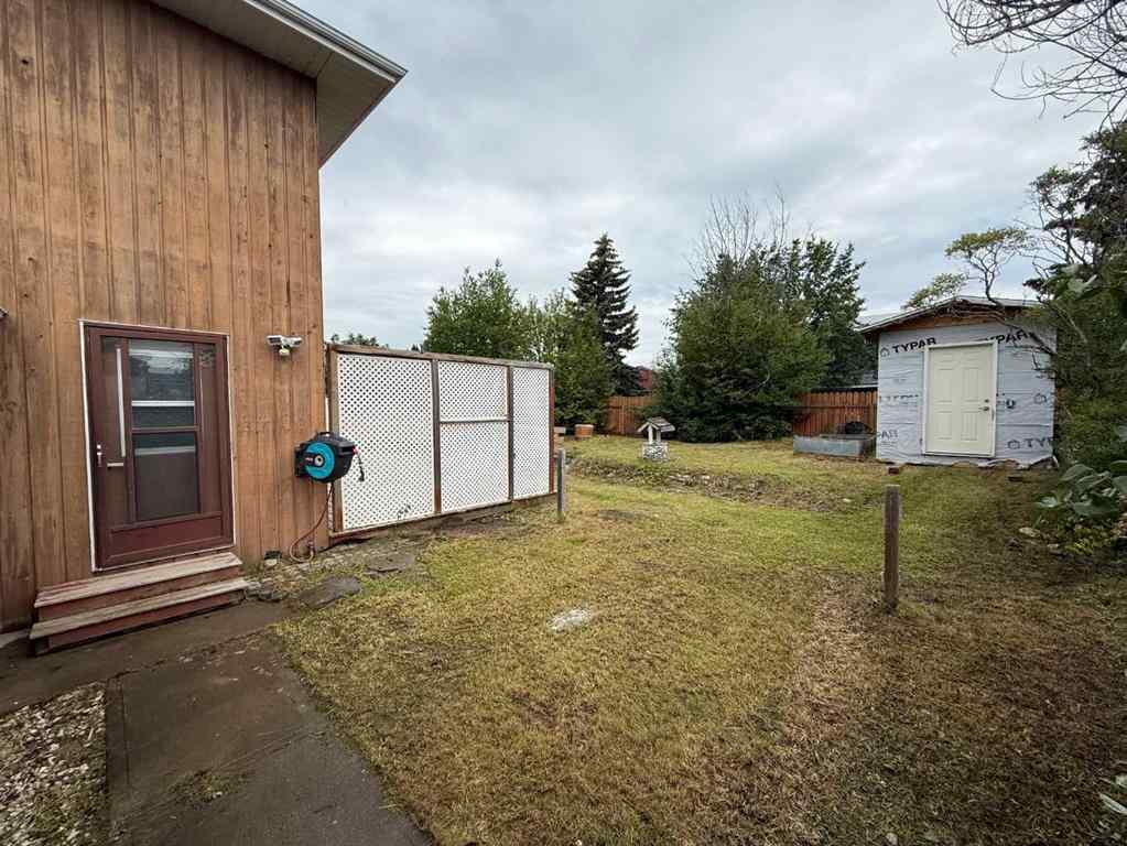MLS® A2242652 - 118 Seabolt Crescent  in Hillcrest Hinton, Residential