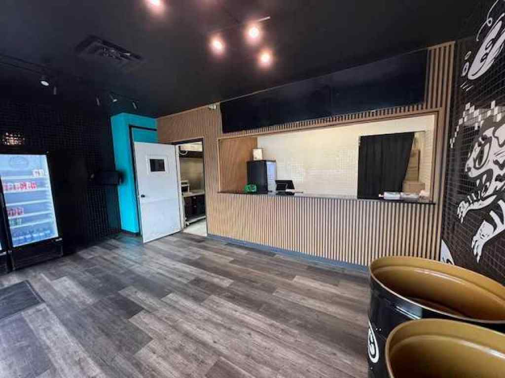 MLS® A2242655 -     in  Calgary, Commercial