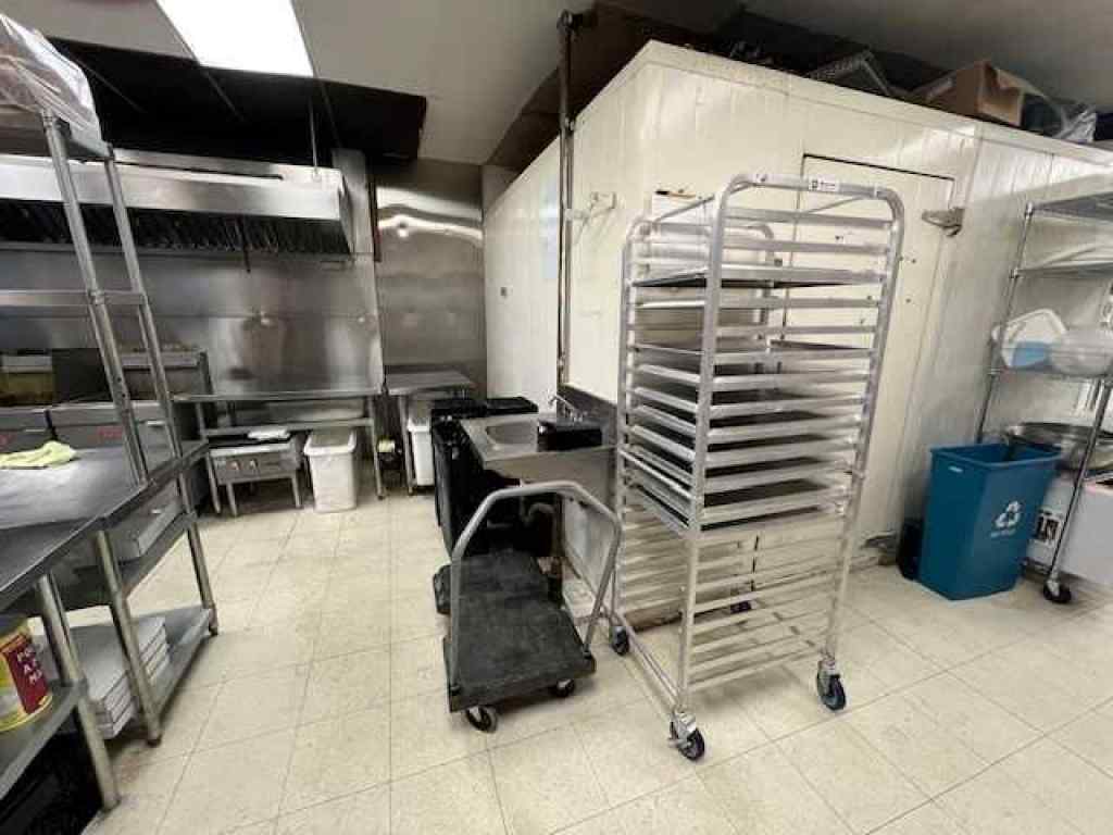 MLS® A2242655 -     in  Calgary, Commercial