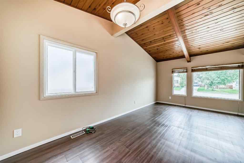 MLS® A2242658 - 211 Allan Crescent SE in Acadia Calgary, Residential