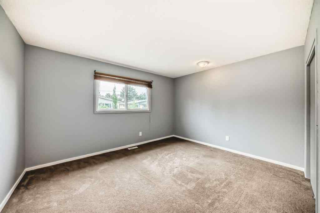 MLS® A2242658 - 211 Allan Crescent SE in Acadia Calgary, Residential