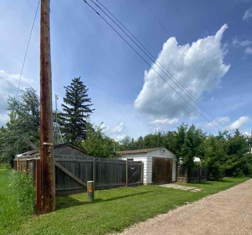 MLS® A2242662 - 639 Dahlia Street  in NONE Rosemary, Residential