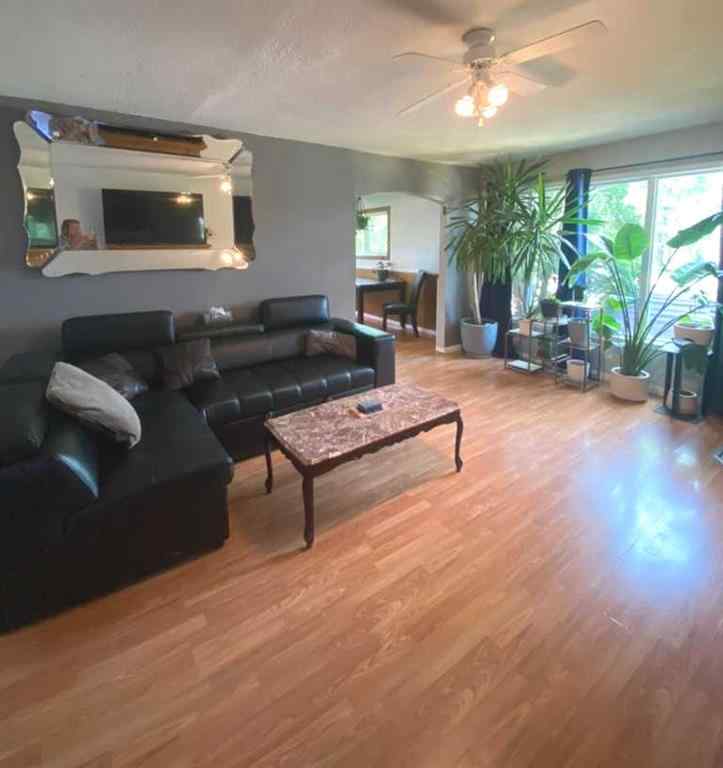 MLS® A2242662 - 639 Dahlia Street  in NONE Rosemary, Residential