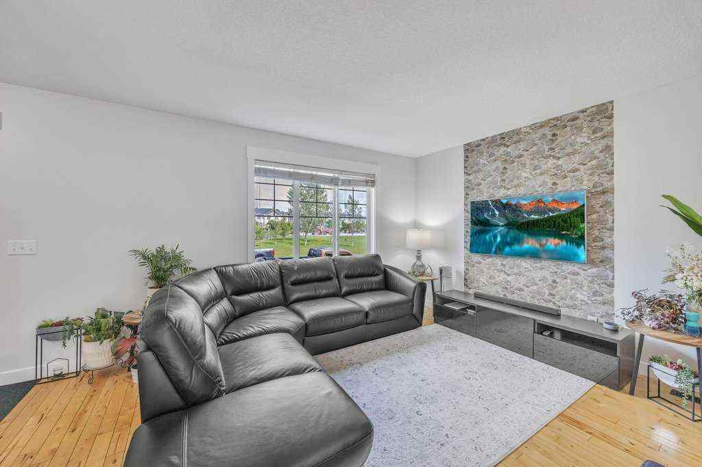 MLS® A2242670 - 45 Skyview Springs Common NE in Skyview Ranch Calgary, Residential