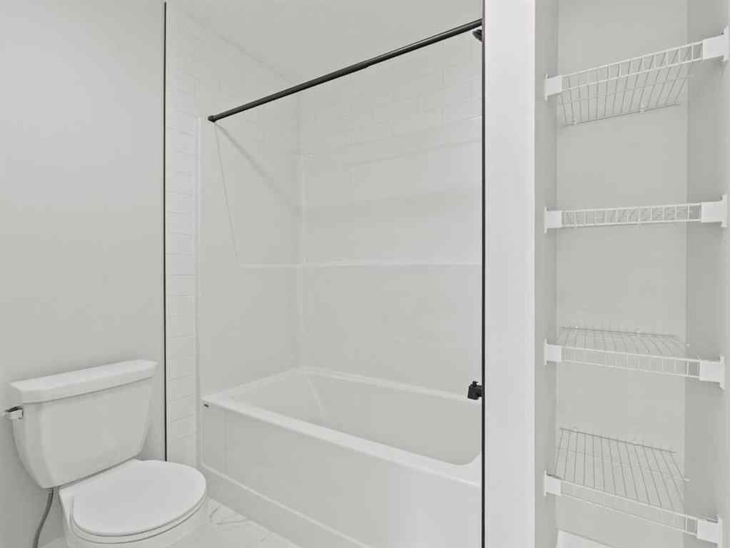 MLS® A2242673 - 307 Kinniburgh Loop  in Kinniburgh South Chestermere, Residential