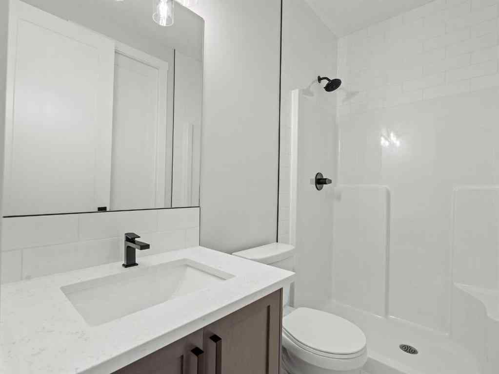 MLS® A2242673 - 307 Kinniburgh Loop  in Kinniburgh South Chestermere, Residential