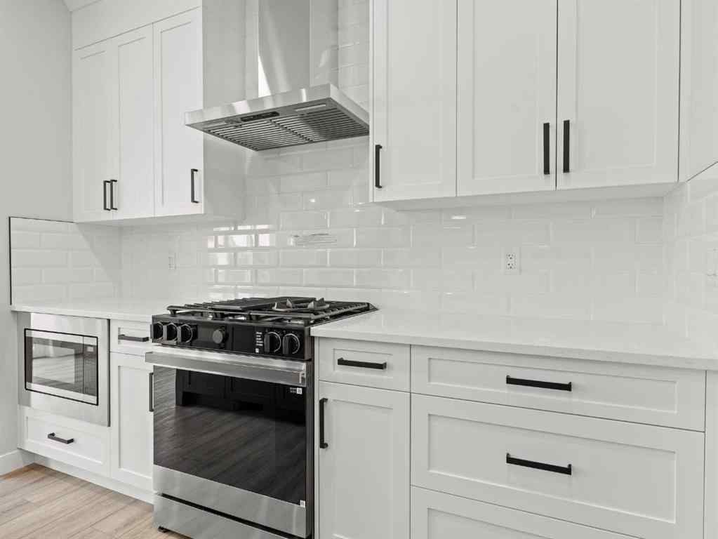 MLS® A2242673 - 307 Kinniburgh Loop  in Kinniburgh South Chestermere, Residential