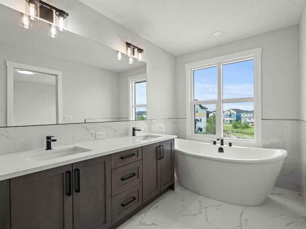 MLS® A2242673 - 307 Kinniburgh Loop  in Kinniburgh South Chestermere, Residential