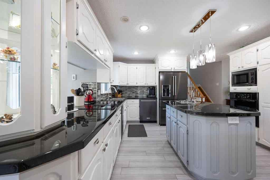 MLS® A2242690 - 160 Community Lane  in Saprae Creek Estates Saprae Creek, Residential