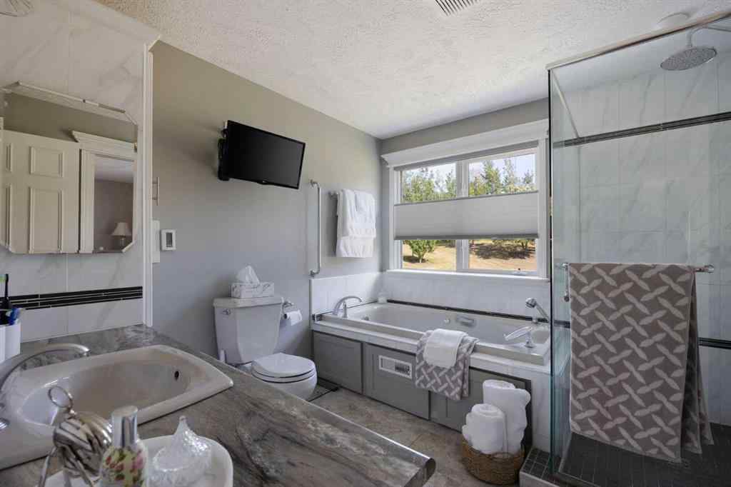 MLS® A2242690 - 160 Community Lane  in Saprae Creek Estates Saprae Creek, Residential