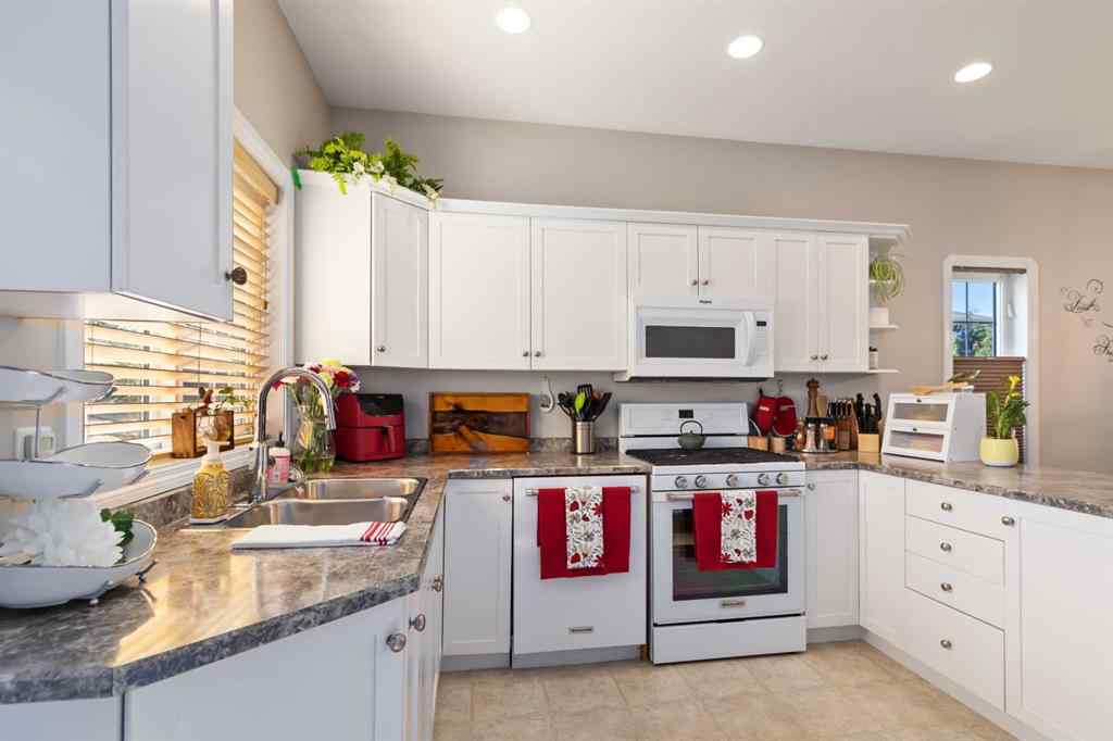 MLS® A2242692 - 113 Lanauze Street  in Timberlea Fort McMurray, Residential