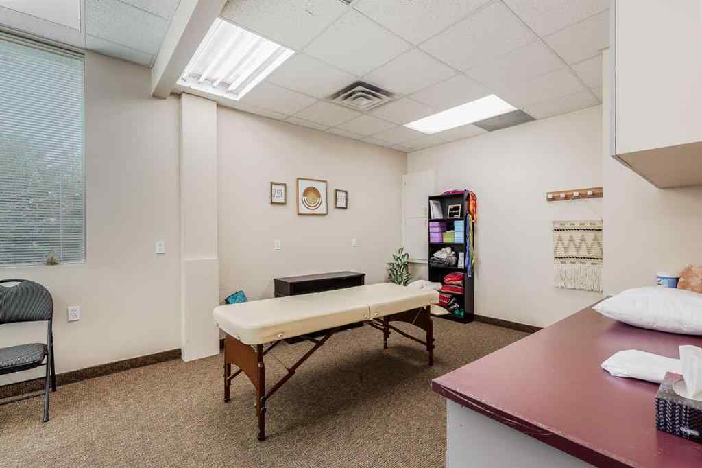 MLS® A2242696 - 5120 50 Avenue  in NONE Olds, Commercial