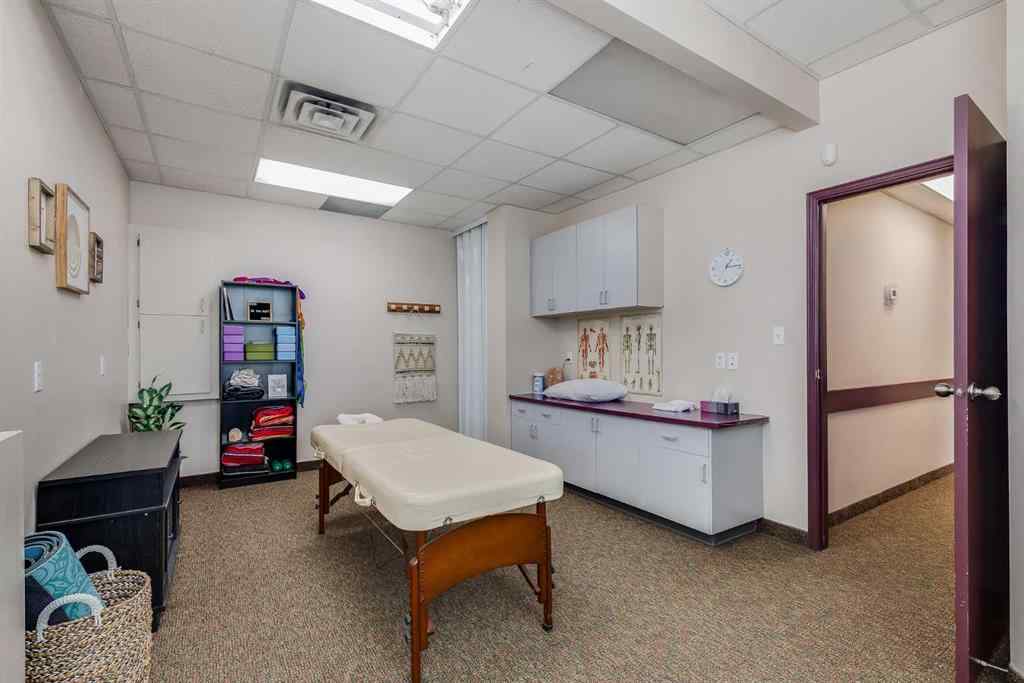MLS® A2242696 - 5120 50 Avenue  in NONE Olds, Commercial