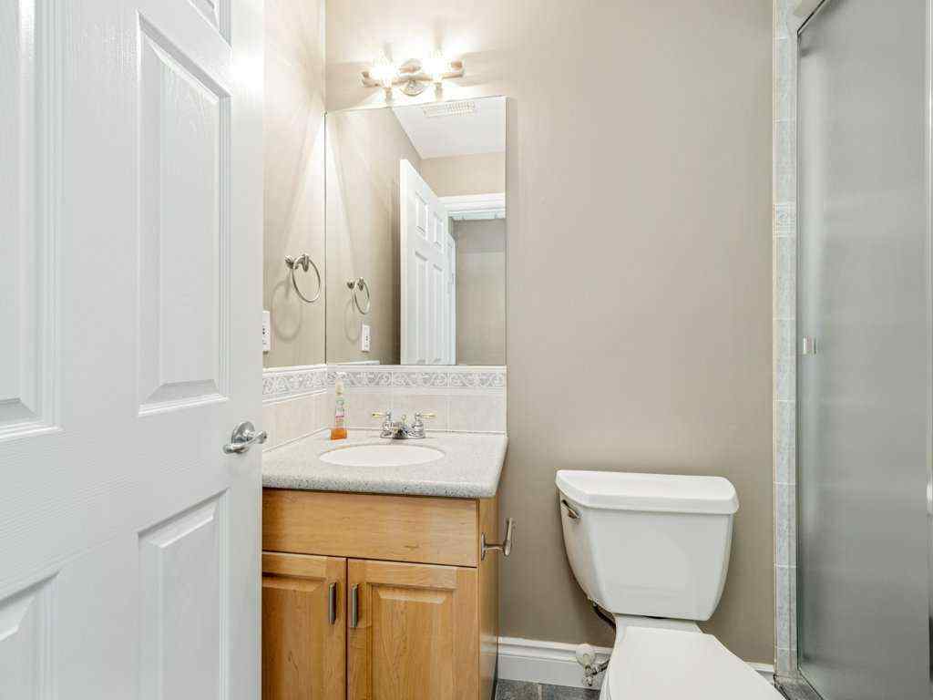 MLS® A2242698 - 24 Fairmont Point S in Fairmont Lethbridge, Residential