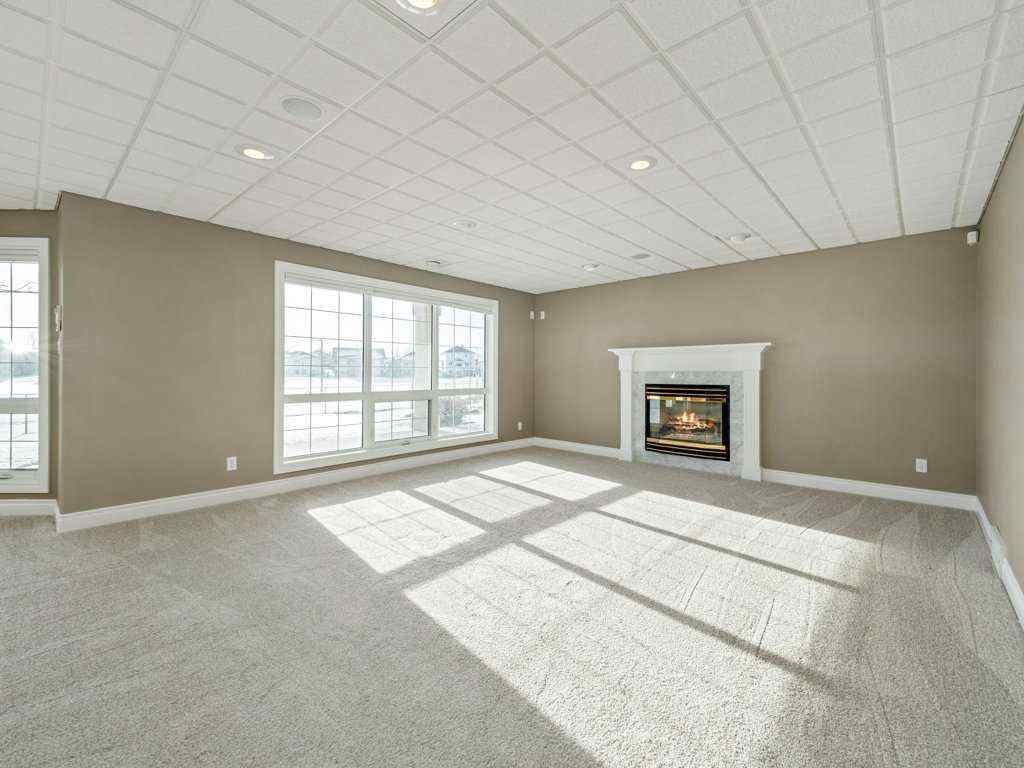 MLS® A2242698 - 24 Fairmont Point S in Fairmont Lethbridge, Residential