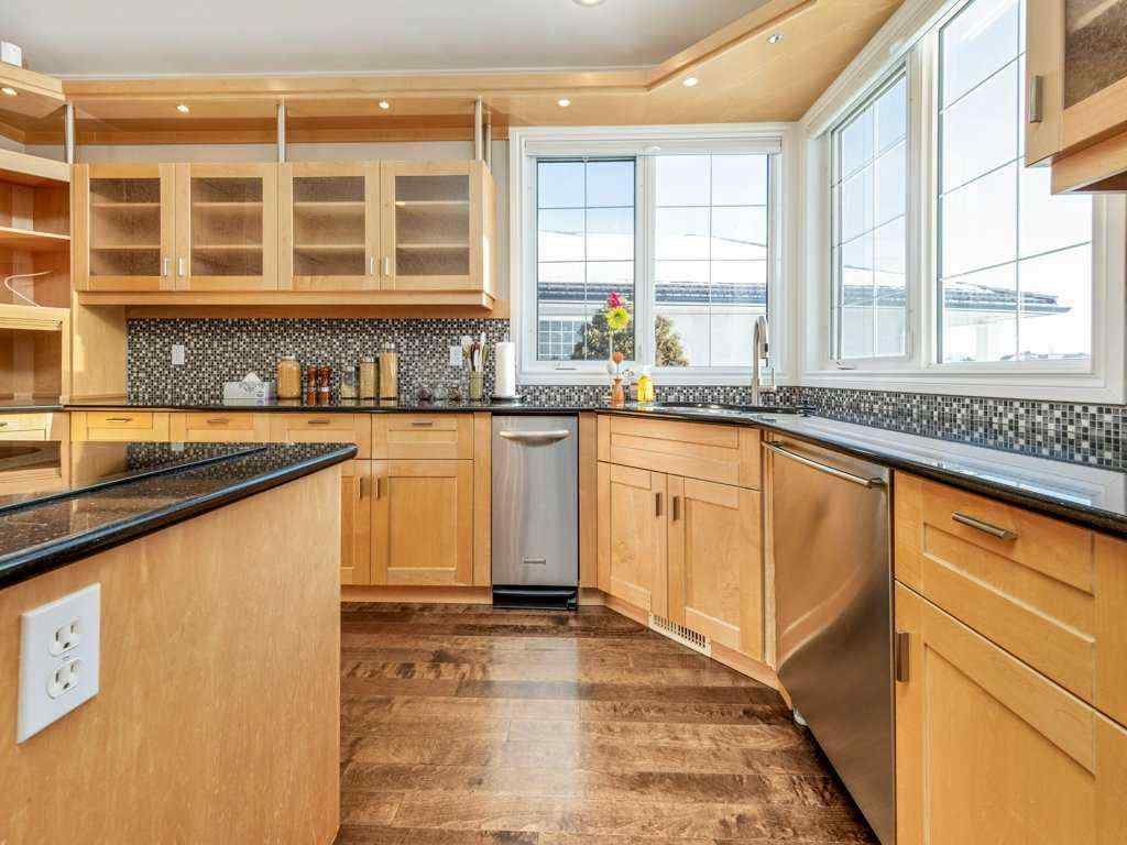 MLS® A2242698 - 24 Fairmont Point S in Fairmont Lethbridge, Residential
