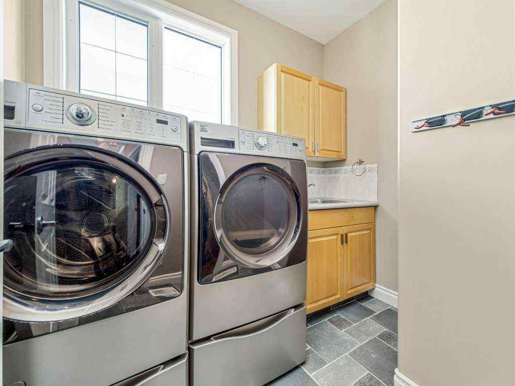 MLS® A2242698 - 24 Fairmont Point S in Fairmont Lethbridge, Residential