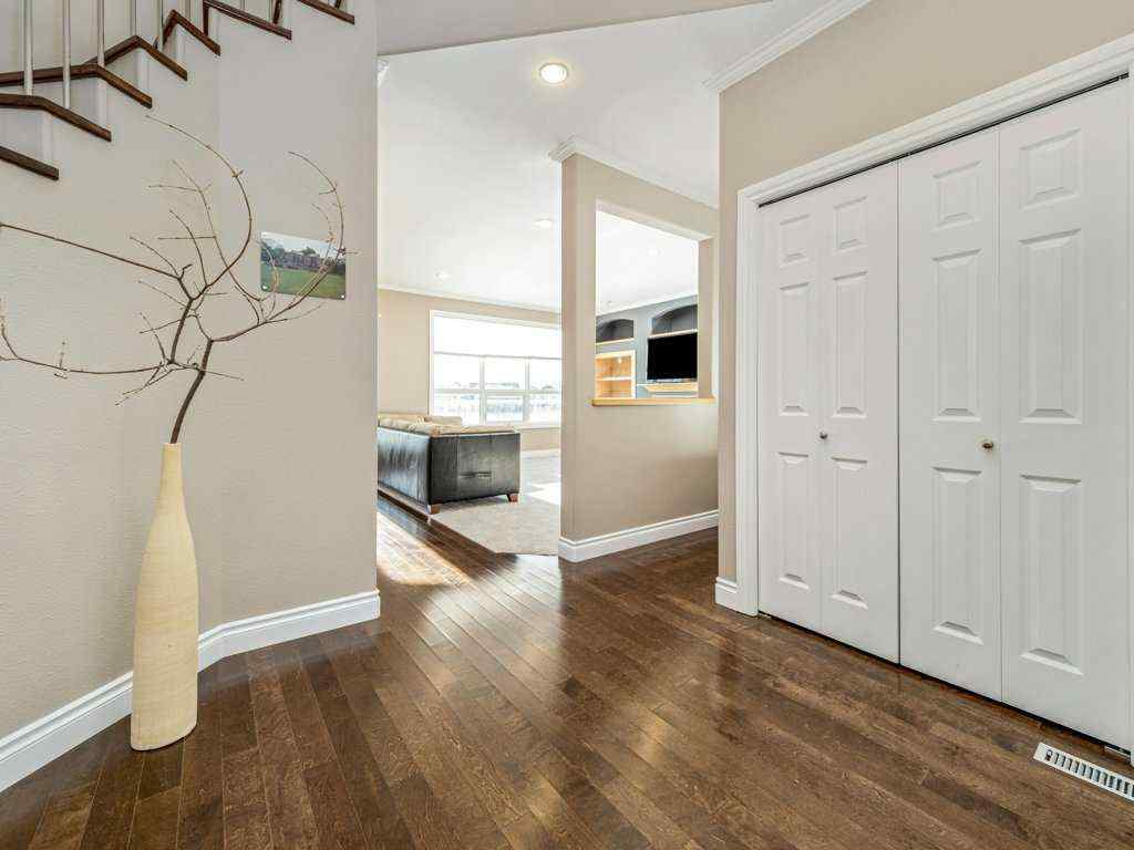 MLS® A2242698 - 24 Fairmont Point S in Fairmont Lethbridge, Residential