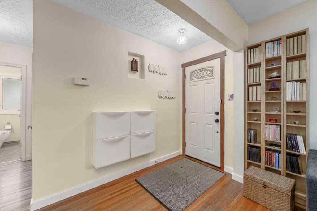 MLS® A2242702 - 2211 Halifax Crescent NW in Banff Trail Calgary, Residential