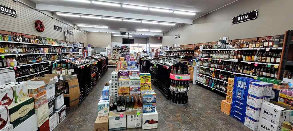 MLS® A2242704 - 4919 50 Street  in NONE Innisfail, Commercial